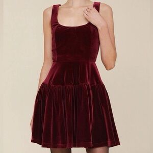 Avec Les Filles burgundy velvet dress (Size 8, NWT)